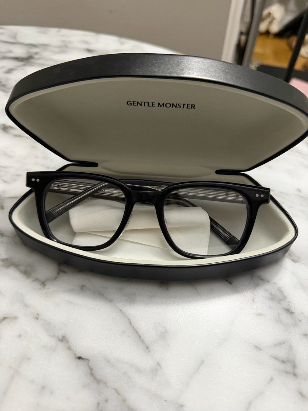 GENTLE MONSTER blue light glasses